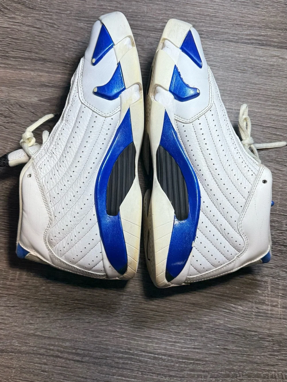 Nike White & Blue Low-Top Sneakers
